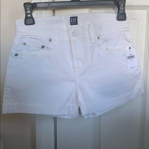 Brand new Gap shorts